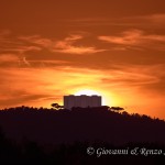 Tramonto dietro Castel del monte